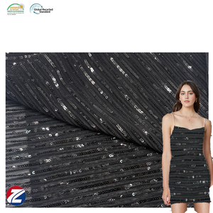 Schwarzer, geknitterter Netzstoff mit Paillettenbesatz |   100% Polyester 145GSM für Abendkleider, Bühnenkostüme & Glamouröse Kleidung - Product Image 1