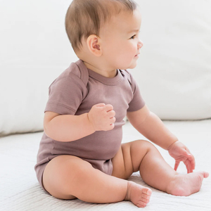 Vêtements pour nouveau-nés les plus vendus, couleur unie, premium, 100% coton, bodies pour bébés garçons et filles, col rond, manches courtes - Product Image 3