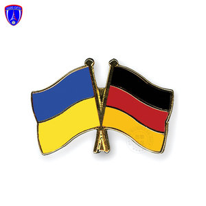 Épingles à drapeau croisé Russie-Ukraine, badge en laiton estampé, émail dur, avec fermoir papillon - Product Image 4