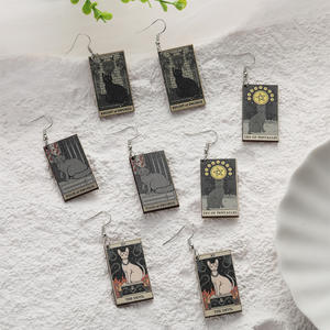 Nouvelles boucles d'oreilles en acier inoxydable écologiques vintage unisexes, style européen américain, motif de carte de tarot, cloche - Product Image 2