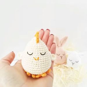 Fatto a mano pasqua <span class=keywords><strong>Amigurumi</strong></span> uncinetto cotone carino Super morbido coniglio farcito di pollo orsacchiotto Milkpp grande Idea regalo PP all'ingrosso - Product Image 1