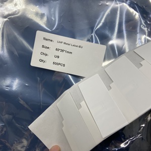 Гибкий металлический UHF <span class=keywords><strong>RFID</strong></span> пенный тег контроля доступа 860-960 МГц водонепроницаемый для управления фиксированными активами - Product Image 2