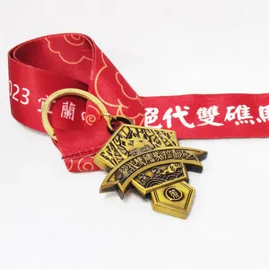 Produsen grosir logam campuran seng 3D olahraga desain medali penghargaan bentuk Token kustom Kota maraton berlari medali peringatan