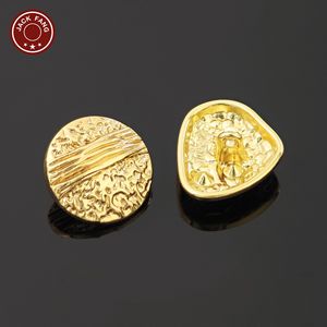 Botones Metálicos con Vástago, Botones Personalizados con Formas Irregulares, Logotipo Grabado, Botón Elegante Dorado para Ropa - Product Image 5