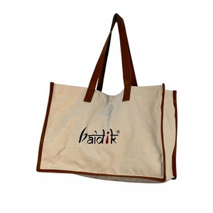 Eye Catching Fashion Design Hot Selling <b>Large</b> Capacity Canvas Tote Bags with Letter <b>Print</b> Customizable Daily Use Indian - Product Image 1