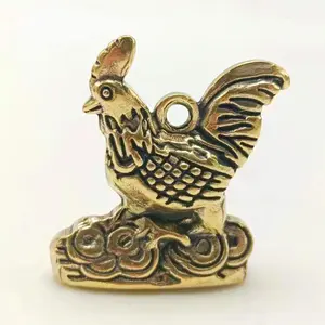 Venta al por mayor Gran oferta latón Phoenix Rooster pequeños adornos colgantes adornos de cobre para mujeres y hombres