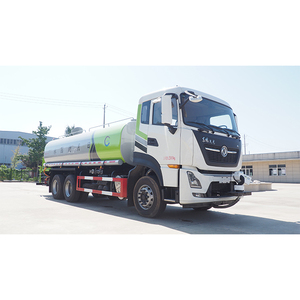 Camion de pulvérisation d'eau compact pour le nettoyage des trottoirs, camion-citerne de 8000 litres pour le remplissage des piscines - Product Image 2