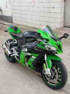 Motocyclettes d'occasion Huaying <span class=keywords><strong>500</strong></span> bicylindre refroidi par eau 500cc <span class=keywords><strong>à</strong></span> injection électronique de carburant Euro IV Moteur ABS >80km/h Modèle CN - Product Image 2