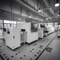 Machine d'assemblage entièrement automatique pour écrans LED et panneaux lumineux, pour la fabrication de lampes, avec PLC et composants de base du moteur