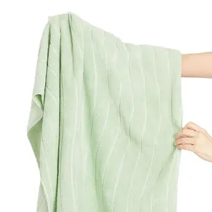 Custom Embroidery Logo 100%Cotton Yarn Dyed Jacquard Hand Towel Adult Plus Size Bath Towel Household Thickened Bath Towel