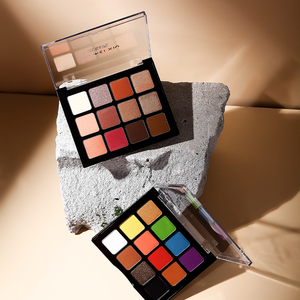 Paleta de sombras de ojos OEM Mixed Matte Shimmer de 12 colores, marca privada, suave, fácil de aplicar, cosmético para todo tipo de piel. - Product Image 1