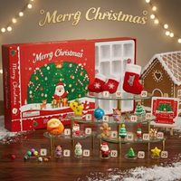 Nouvelle boîte mystère de 24 porte-clés poinçonnés en forme de poupée de Noël, cadeau de Noël du Père Noël pour enfants
