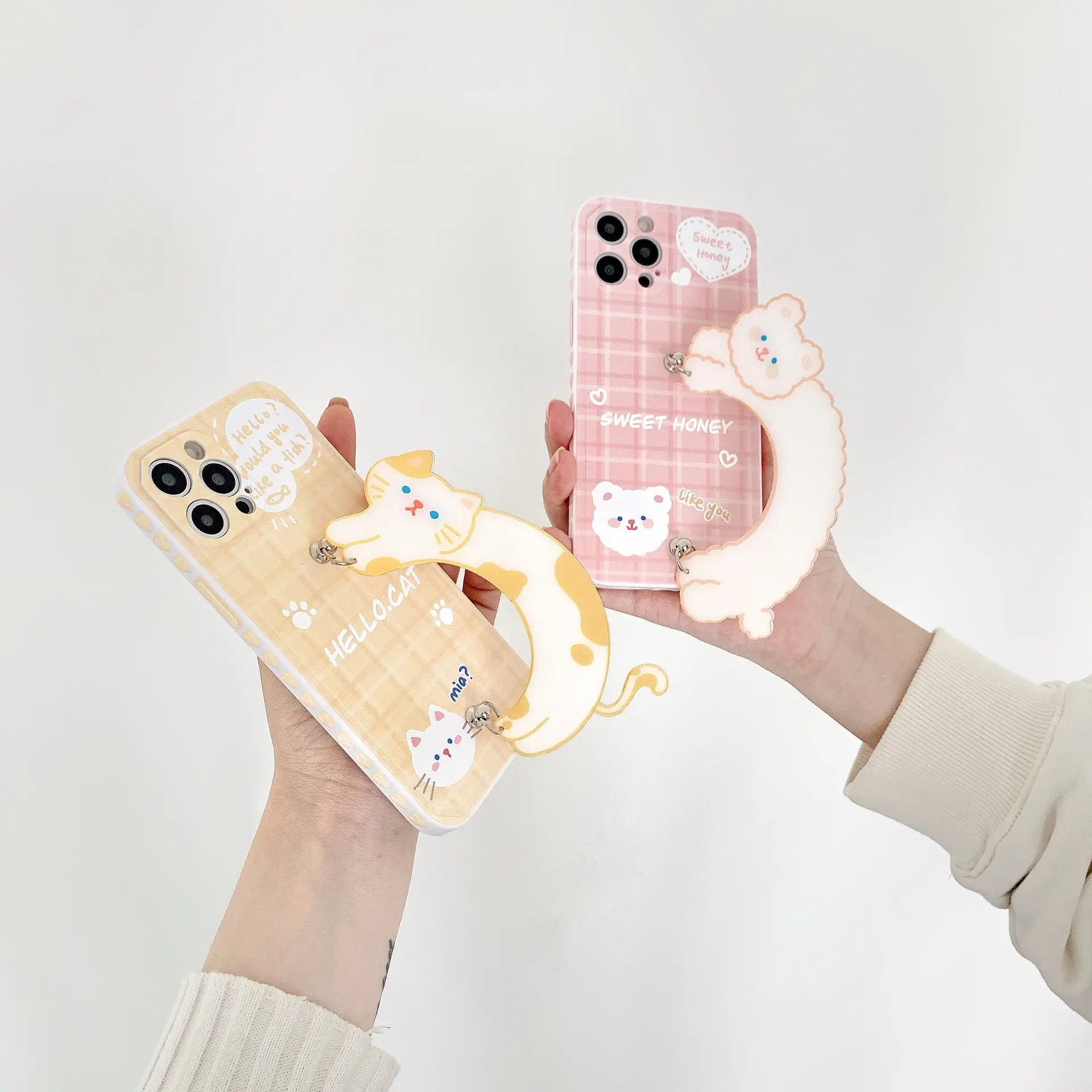 New Cartoon Kitty Love Heart Side Phone Case with Wrist Strap for 12 Girls Cute Cover for 11/7/8/XS/X/XR/MAX