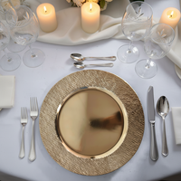 Assiettes de Présentation de Luxe en Plastique PP de 13 Pouces, Vente Directe Usine, Motif Personnalisé, Durables et Réutilisables pour Mariages et Fêtes d'Anniversaire