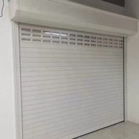 Portes de garage à enroulement isolées électriques en alliage d'aluminium modernes, anti-effraction, avec moteur automatique, accessoires pour villa et entrepôt