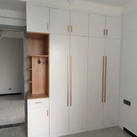 Armoire de rangement à étagères ouvertes, style minimaliste, chambre à coucher, MDF blanc, rotin bleu marine, verre, scandinave