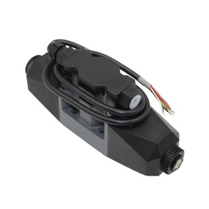 ชุดควบคุมไฮดรอลิกแบบไหลคงที่ รุ่น COM ซีรีส์ COM-3-33C-30-AN-C-10 COM-5-33C-70-AN-C-10 COM-8-33C-250-AN-C-10 สำหรับรถตัก - Product Image 2