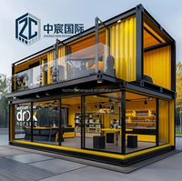 Maison conteneur verte à deux étages Zhongchen avec abri pour voiture et éclairage LED, bâtiment modulaire préfabriqué pour salle d'exposition automobile
