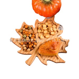 Bandeja de Madera con Forma de Hoja de Arce de 36 cm, Bandeja Decorativa sin Acabado para Servir Alimentos, para Fiestas de Otoño - Product Image 5