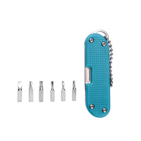 Outils d'extérieur portables EDC en acier inoxydable Couteau porte-clés de poche multifonctionnel avec embouts