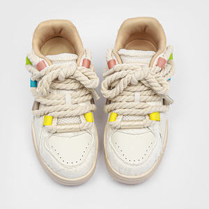 Vente directe fabricants de chaussures : Chaussures de sport décontractées pour hommes, basses, blanches, personnalisables, et chaussures de skate pour hommes sur mesure. - Product Image 3