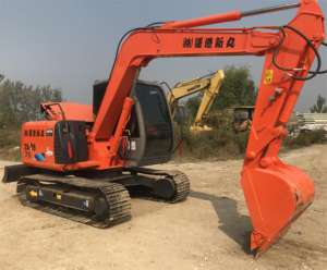 Miniexcavadora Hitachi Zaxis 70, Pala Hidráulica de 7 Toneladas, Modelo PC70 ZX70 307E2, Motor y Caja de Cambios - Product Image 2