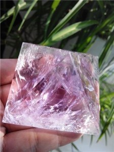En gros <span class=keywords><strong>de</strong></span> nombreux lots <span class=keywords><strong>de</strong></span> Naturel Reiki Pierres Précieuses Vastu Méditation Pyramidale, pyramide <span class=keywords><strong>de</strong></span> cristal - Product Image 2