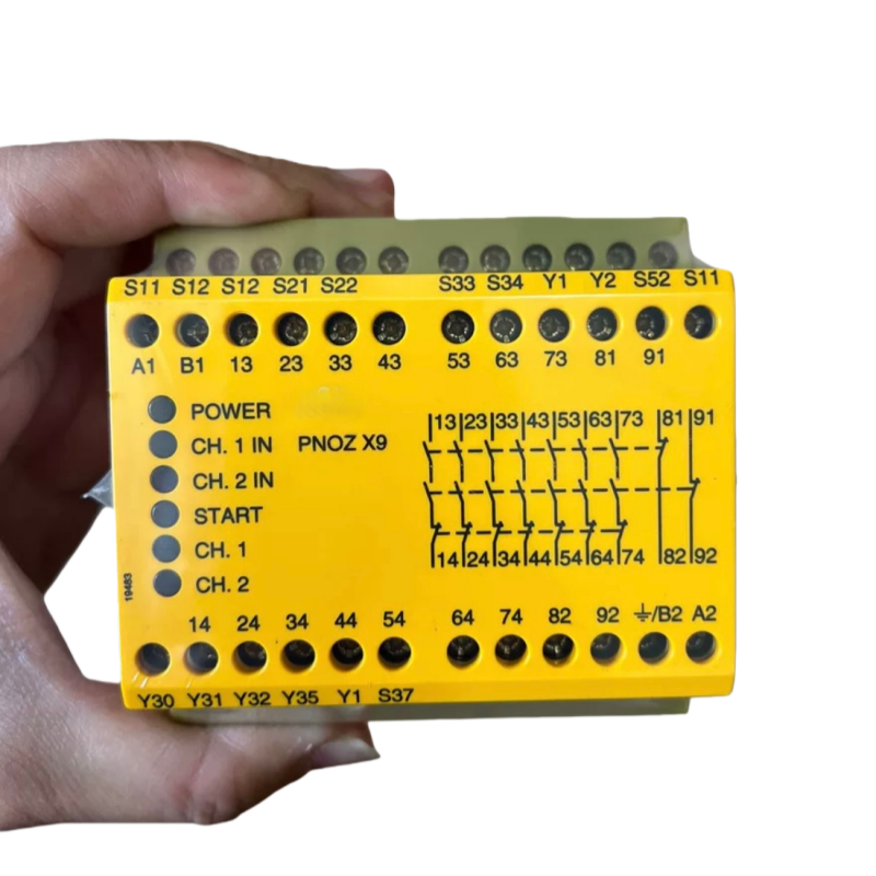 Industrial PNOZsigma Safety Relay PNOZ X2.8P 24-240VAC/DC 777302 Brand ...