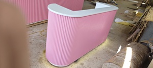 Mostrador de Recepción Rosa Acanalado con Base LED, Muebles de Salón para Salón de Belleza - Product Image 6
