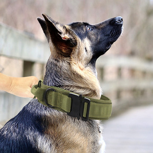 Collar Táctico para Perro de Nailon Ajustable para Perros Medianos y Grandes, Estilo Militar para Entrenamiento al Aire Libre - Product Image 4
