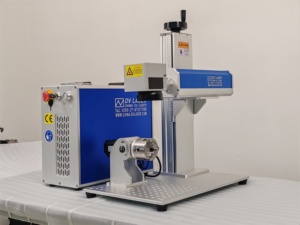 เครื่องมาร์กกิ้งไฟเบอร์เลเซอร์แบบระบายความร้อนด้วยอากาศ 50W ควบคุมด้วย EZCAD สำหรับการแกะสลักโลหะ - Product Image 3