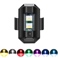 Lumière d'avion à LED à sept couleurs pour une utilisation en extérieur Drone Moto Vélo Voiture Vol de nuit et télécommande Modèle de voyant d'avertissement