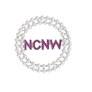 Nouvel Arrivage Charme <span class=keywords><strong>Afro</strong></span> Femmes Bijoux Dainty Creux Design Pin Dainty Violet Émaillé Incrustation Perle NCNW Lettre Sororité Broche - Product Image 1