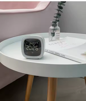 Lampu malam LED lucu Modern TV Digital desain terinspirasi untuk anak perempuan kamar tidur anak-anak sempurna Alarm dekoratif jam Alarm Desktop