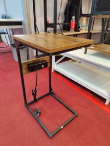 طاولة قهوة معدنية مدمجة بشريط طاقة على شكل C مع إطار عتيق مع محطة شحن مع منفذ USB - Product Image 3