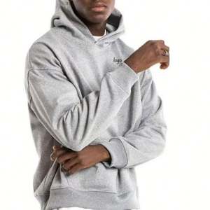 เสื้อสเวตเชิ้ตผ้าฟลีซแบบสวมหัวทรงโอเวอร์ไซส์ ปักลาย สไตล์สตรีทแวร์ คุณภาพสูงจากผู้ผลิต (OEM) สำหรับฤดูใบไม้ร่วง - Product Image 4