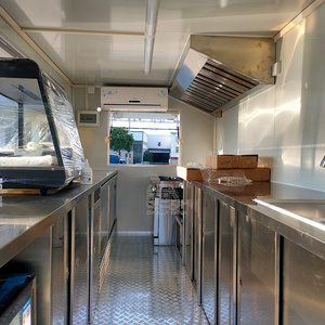 Camion de restauration mobile entièrement équipé : café, bière, jus, glaces, pizzas, tacos, barbecue de rue, shawarma, fast-food - Product Image 5