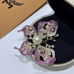 Broche de Mariposa con Incrustaciones de Cobre y Circonita, Decoración de Collar con Perla de Agua de Mar Dinámica, Diseño Creativo, Clip para Ropa, Moda para el Pecho - Product Image 2
