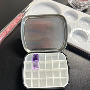 Mini boîtier en métal vide <span class=keywords><strong>petite</strong></span> <span class=keywords><strong>palette</strong></span> d'<span class=keywords><strong>aquarelle</strong></span> en métal Mini boîte à <span class=keywords><strong>aquarelle</strong></span> vide avec couvercle <span class=keywords><strong>Palette</strong></span> de peinture portable - Product Image 2
