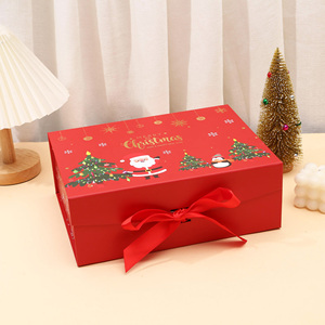 Caja de Papel Magnética Plegable Reutilizable Roja con Asa de Cinta Dorada y Logotipo Personalizado para Regalos Navideños, Perfumes, Cosméticos, Velas - Product Image 2