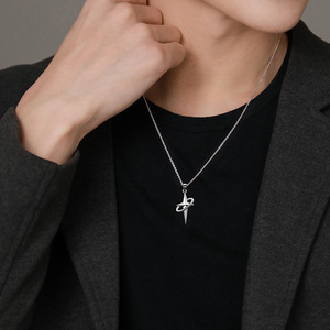 Collier Croix Étoilée - Pendentif Tendance et Cool pour Homme, Chaîne de Pull, Collier de <span class=keywords><strong>Couple</strong></span> Croix Étoilée <span class=keywords><strong>Gardien</strong></span> - Product Image 1