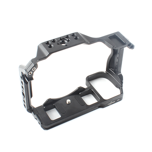 Jaula de Aluminio para Cámara <span class=keywords><strong>Nikon</strong></span> Z5/Z5II/Z6/<span class=keywords><strong>Z6II</strong></span>/Z6III/Z7/Z7II, Marco Protector Ligero de 186g - Product Image 1