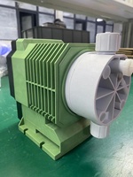 Pompe doseuse de chlore - Distributeur automatique de produits chimiques pour l'entretien de l'eau des piscines et des spas