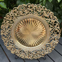 Assiettes de présentation rondes creuses dorées brillantes en plastique de 13 pouces, décoratives pour mariage, hôtel, fête, décoration de table
