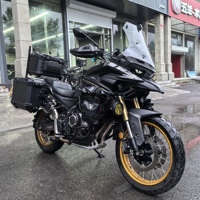 Moto de tourisme Voge Ds525x 494cc, moto d'aventure à double usage, bicylindre refroidi, ABS, TCS, suspension KYB, réservoir de carburant de 18l