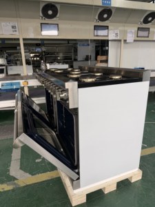 60 pouces. 9,26 Cu. Cuisinière à gaz intelligente 9 brûleurs avec four électrique à convection, grilles en fonte d'acier inoxydable, pour usage domestique - Product Image 5