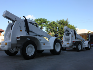 HNT35 <strong>3</strong>.5T Empty <strong>Container</strong> Handler with Anti Rollover <strong>System</strong> Proportional Spreader Control and Rigid 4x4 Drive - Product Image 3