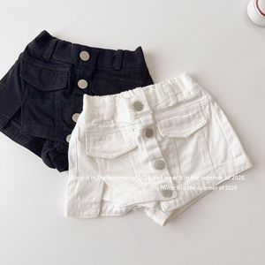 Pantaloncini Estivi per <span class=keywords><strong>Bambina</strong></span> 2026, <span class=keywords><strong>Shorts</strong></span> con Bottoni <span class=keywords><strong>Bianchi</strong></span> e Neri per Bambine e Ragazze - Product Image 1