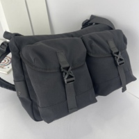 Sac messager tactique vintage en nylon résistant à l'eau pour les voyages en plein air et les trajets quotidiens