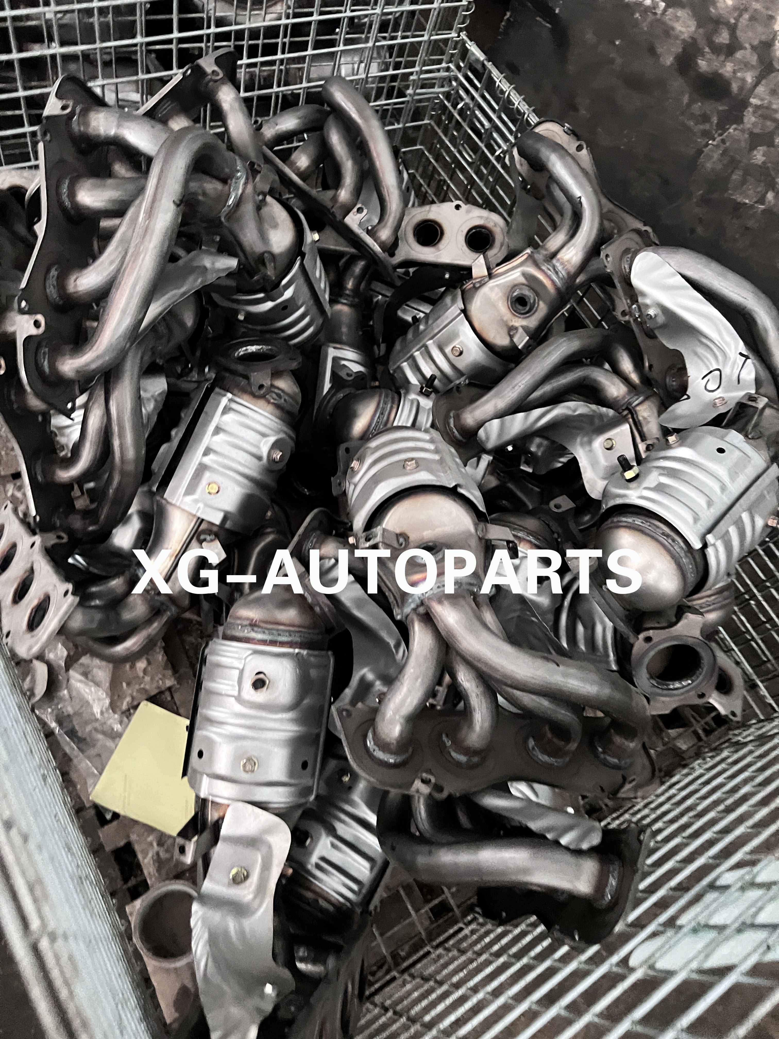  E46 316i 318 ci キャタライザー Catalyst Exhaust Manifold Catalytic Converter for BMW E46 for BMW 318
